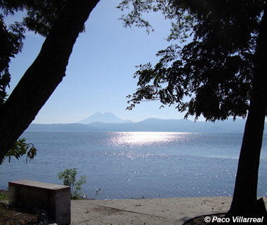Rivera del llac d'Ilopango