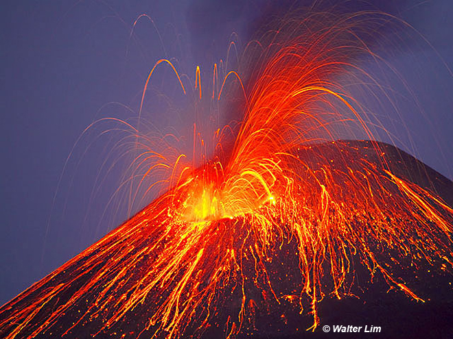 Erupció del volcà Merapi