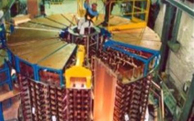 13. NEMO 3: Investigant la naturalesa dels neutrins.