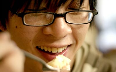 15. Com mengen els joves que viuen sols?