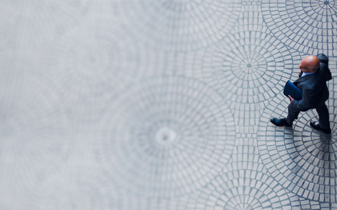 6. Agafant mostres al pou lunar